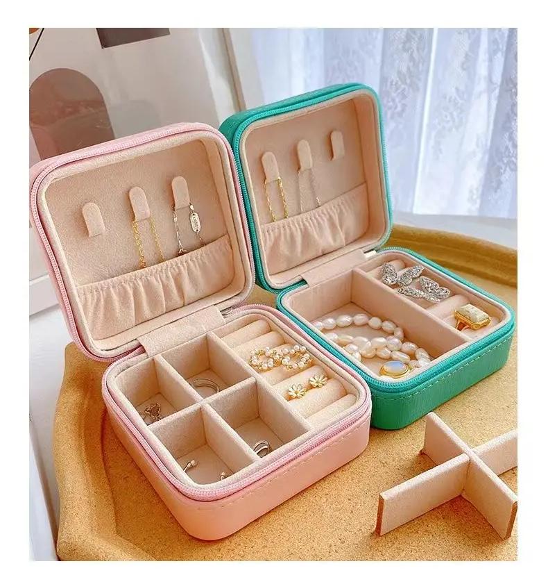 Écrin de voyage compact pour bijoux